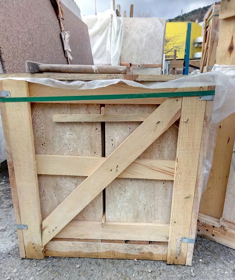 travertine tile